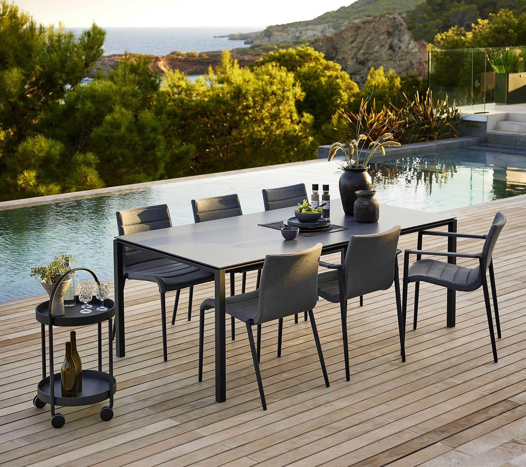 Cane-line-miljo-Core_chair_pure_table_3_3106