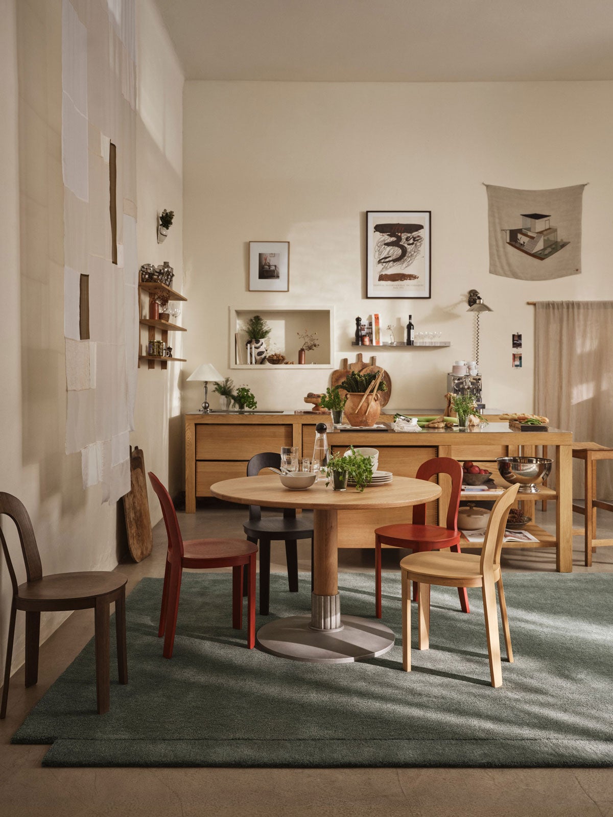 Design-House-Stockholm-Tock-Table-D110-Oak-Lifestyle