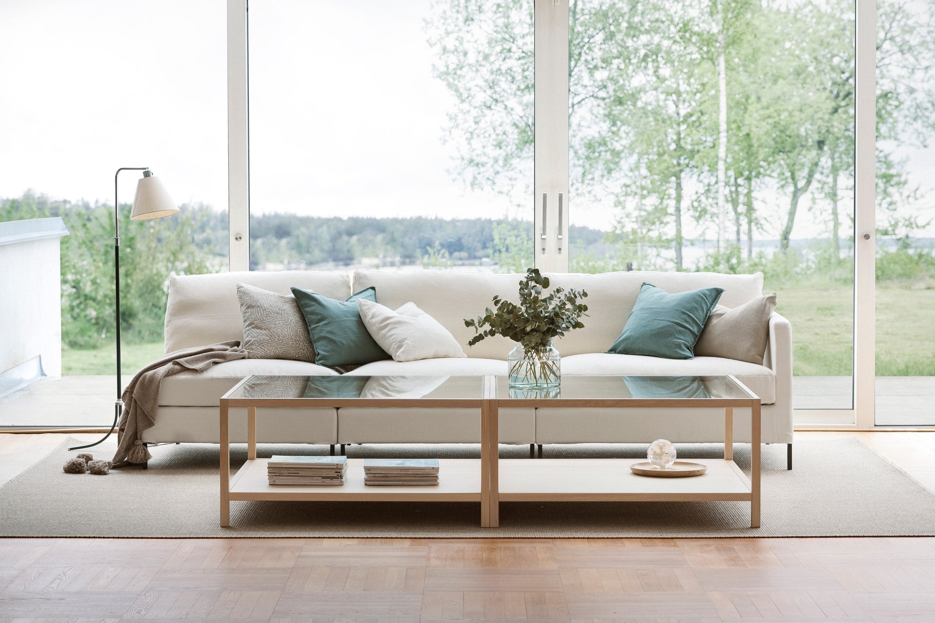 Somerville-modulsoffa,-soffbord-2000-web-highrez.jpg Somerville-modulsoffa,-soffbord-2000-web-highrez