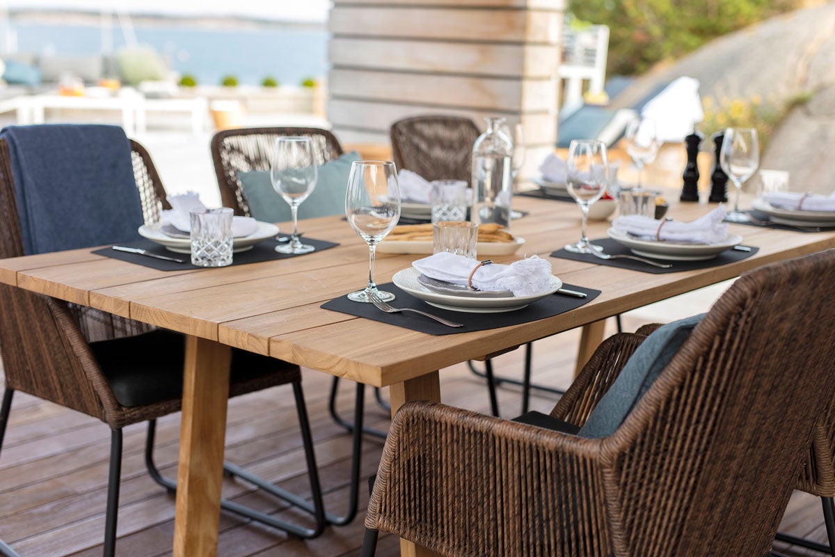 Brafab-Laurion-Matbord-230-Teak-Miljo_1