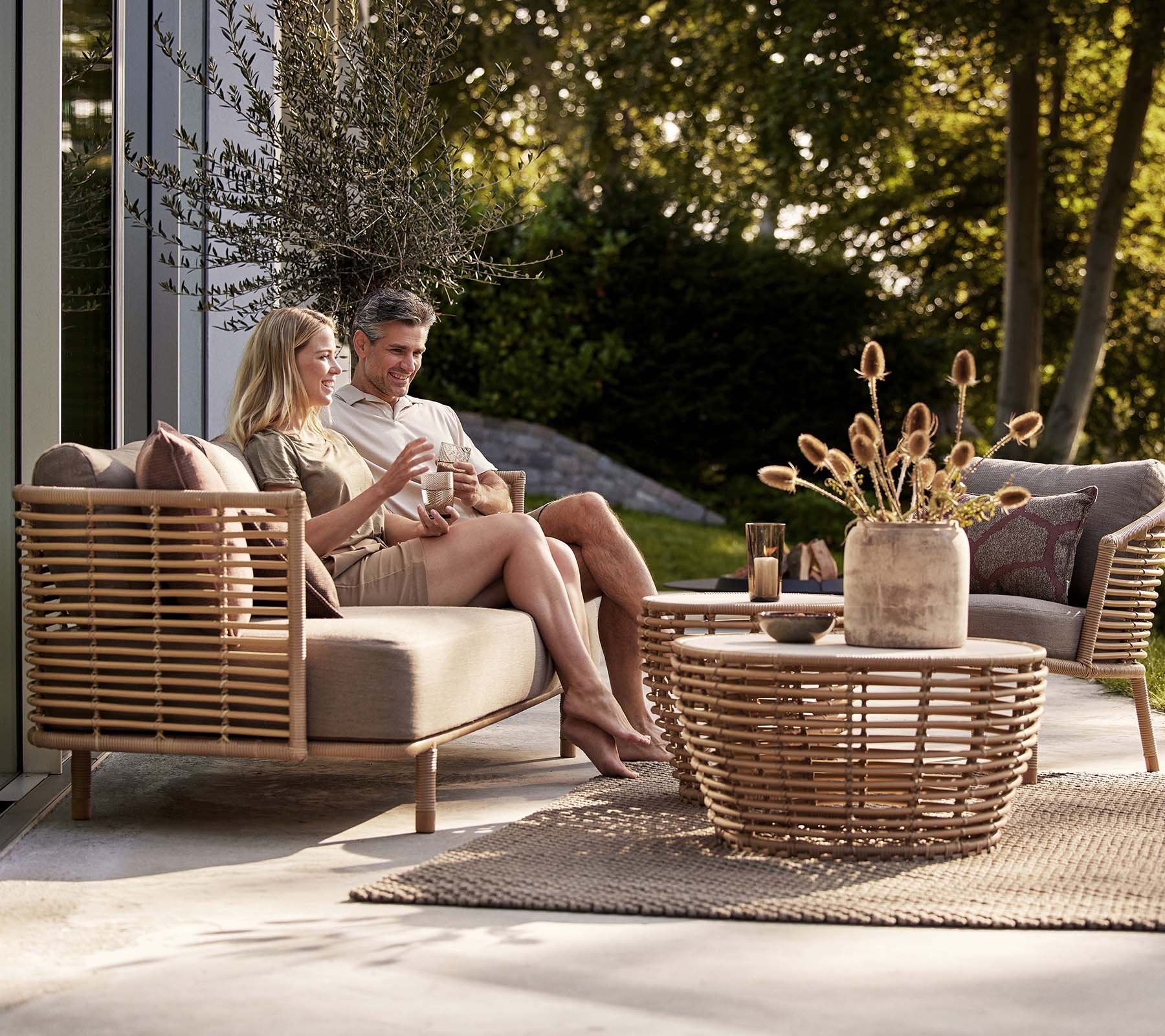 Cane-line-miljo-Sense_sofa_sense_lounge_chair_basket_coffee_table_2_3864
