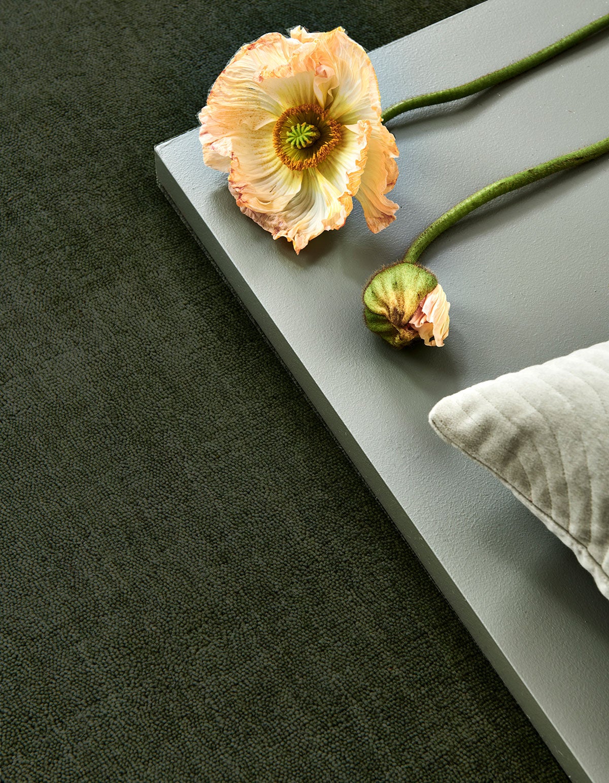 Classic-Collection-Solid-Rug-Forest-Green-Lifestyle
