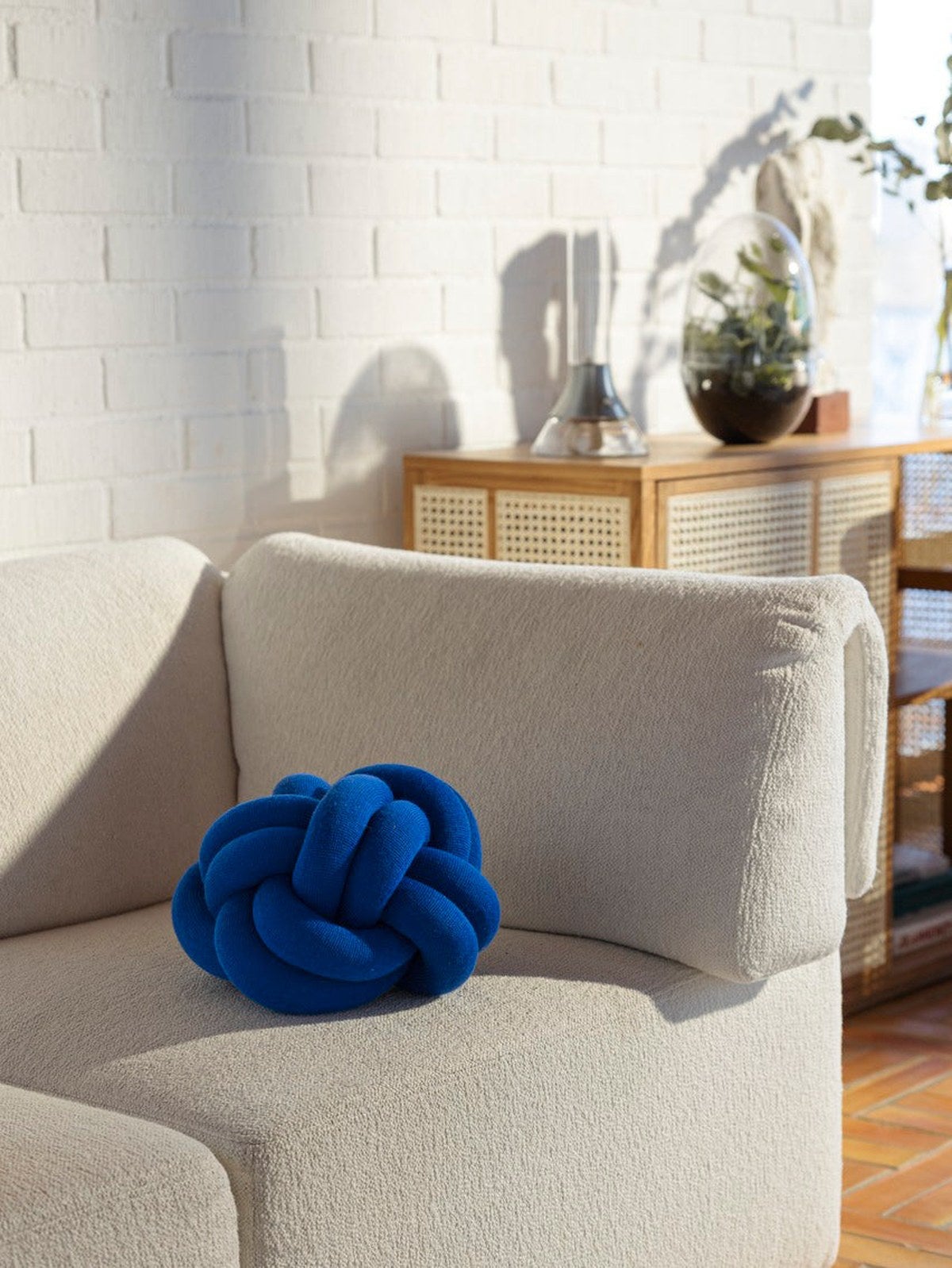 Design-House-Stockholm-KNOT-CUSH-2351-1800-2