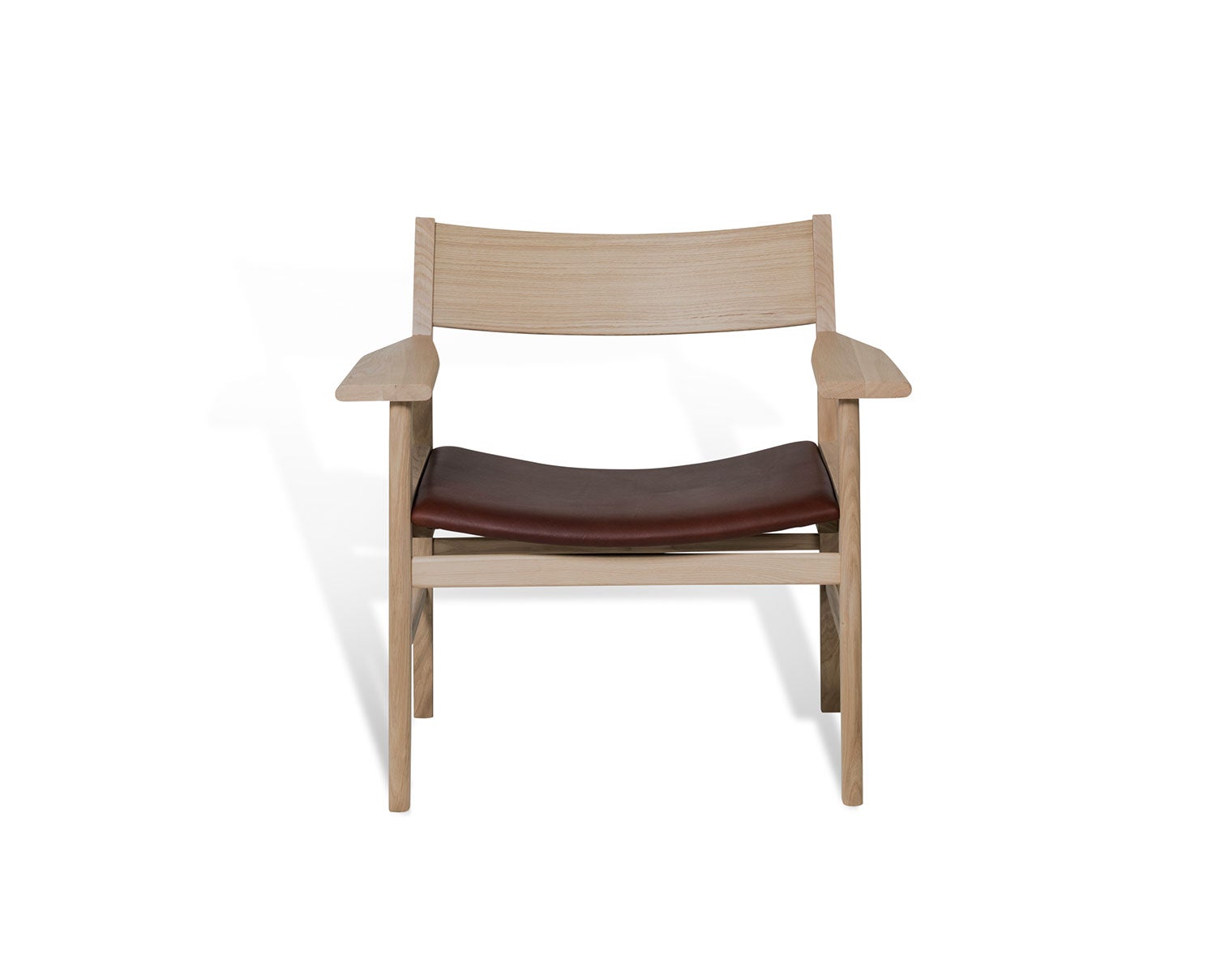 Siza-Loungestol-Vitpigmenterad-Ek-Tarnsjo-Mocca_1