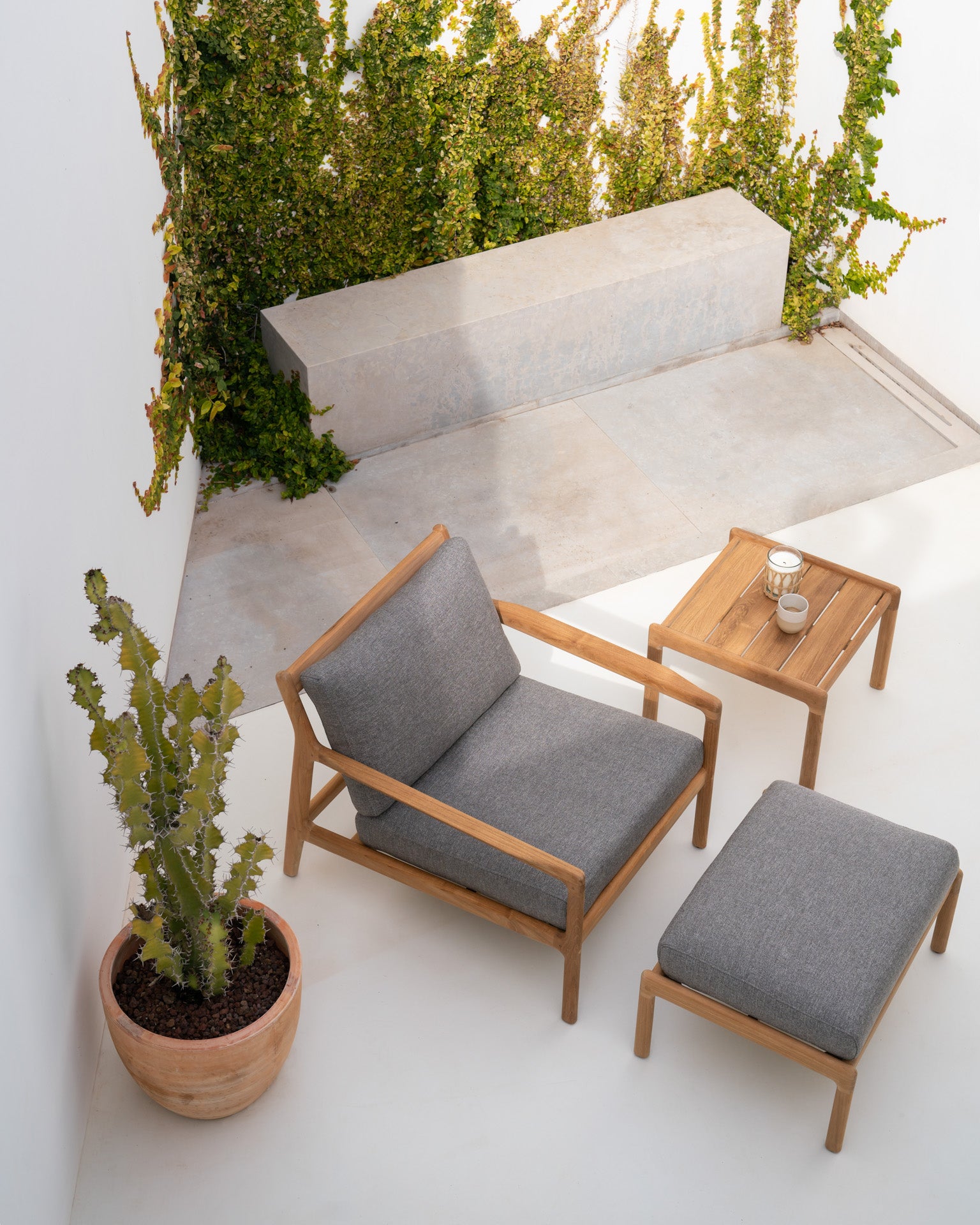Jack-Loungefatolj-Teak-Mocha-miljo-10253-WEB