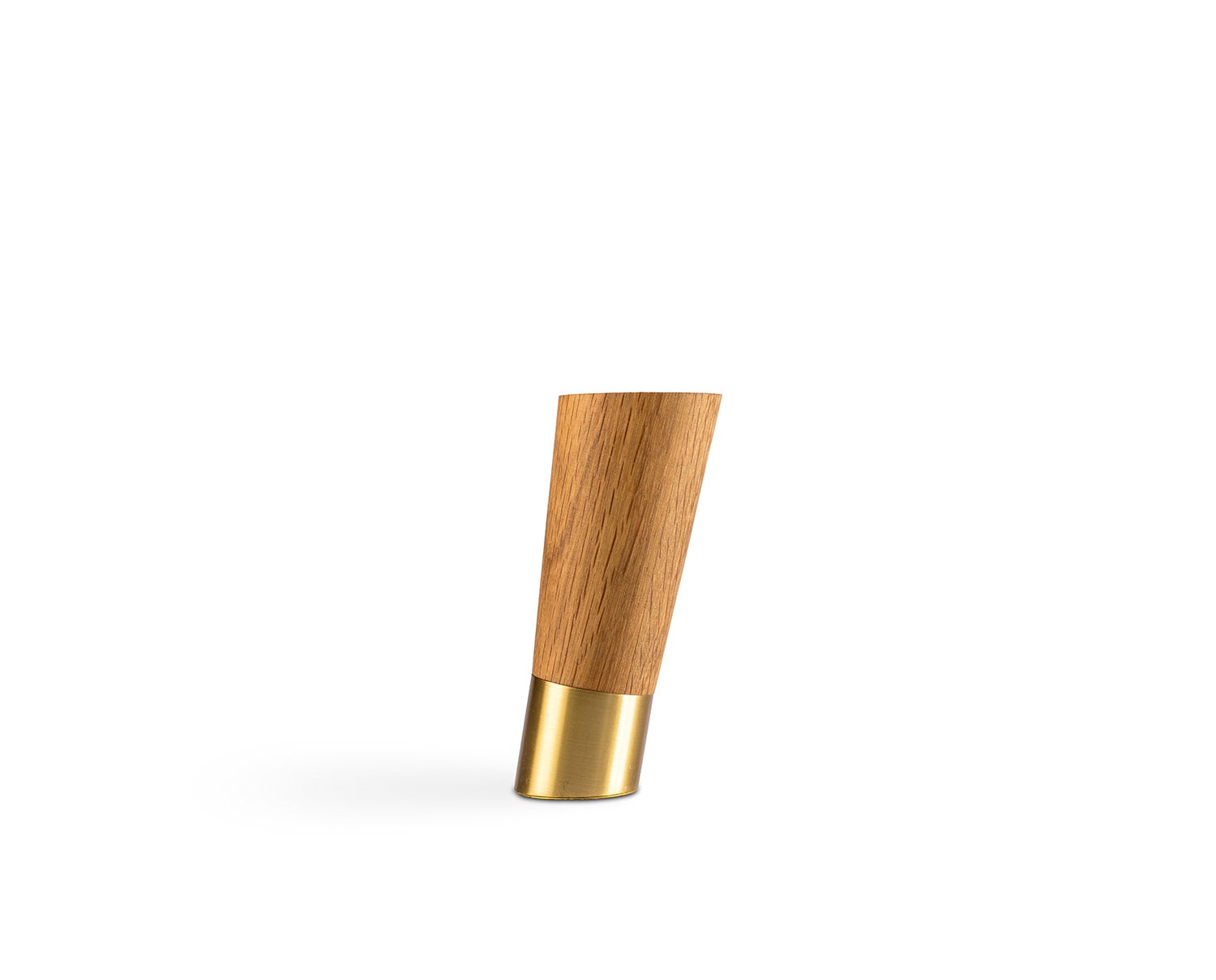 HA_Ben_V92298_Lutande_metall_Ek_Mässing_12cm