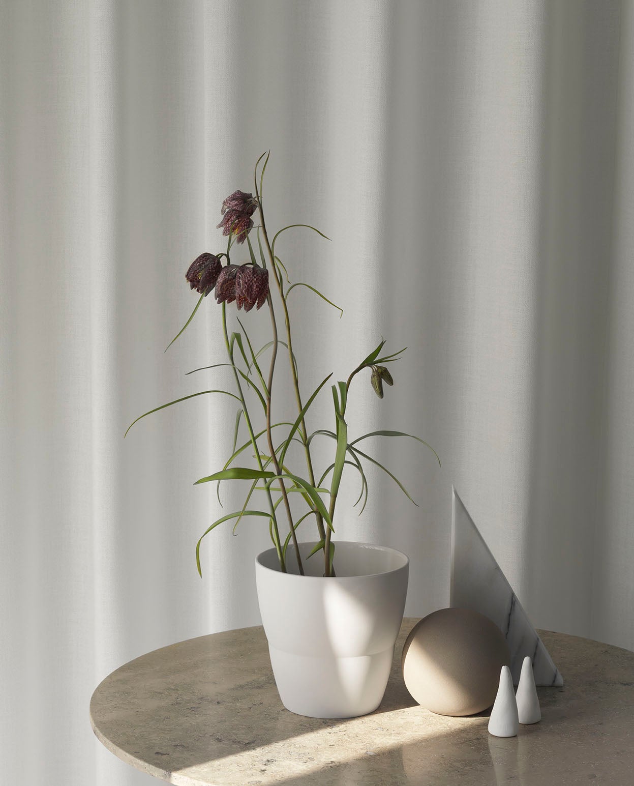 vipp-220-ceramic-pot-living-03-low