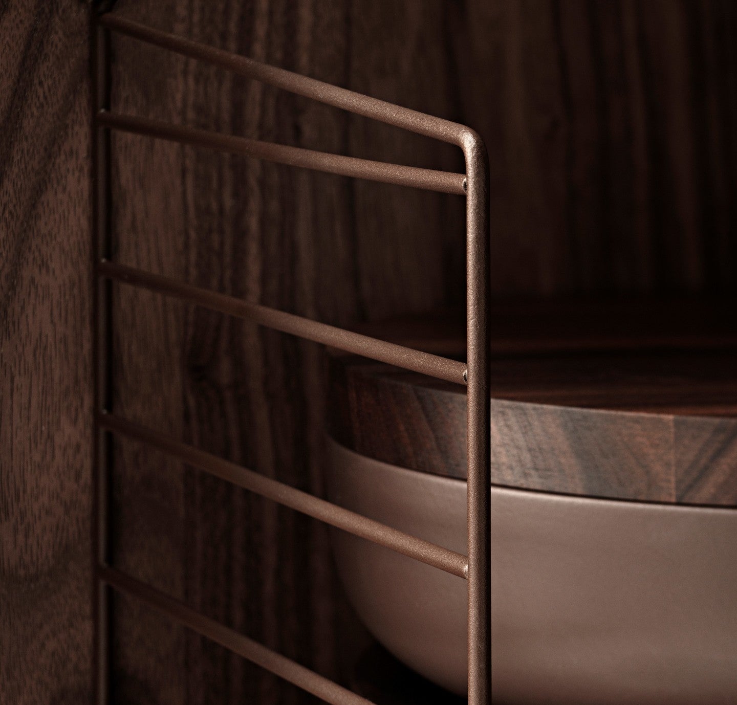 inspiration-string-system-brown-walnut_landscape_xlarge.jpg inspiration-string-system-brown-walnut_landscape_xlarge.jpg