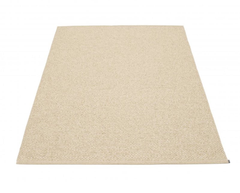 Svea beige 140