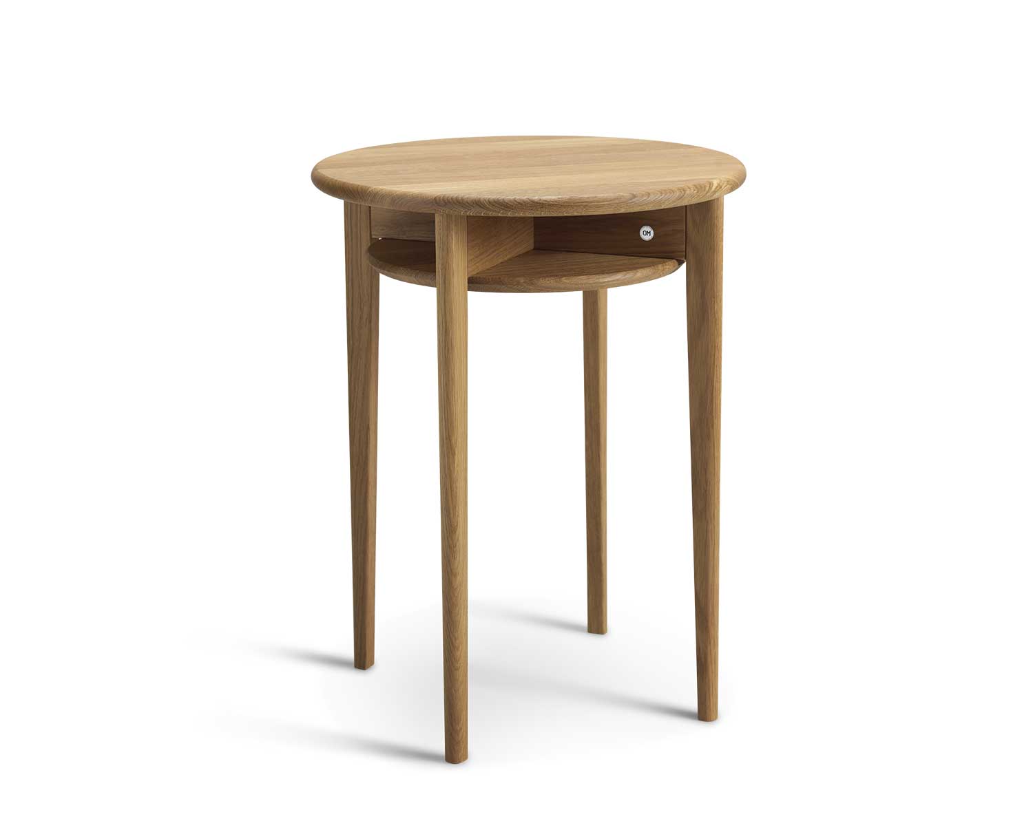 Oscarssons-Mobel-Celia-Side-Table-Varnished-Oak