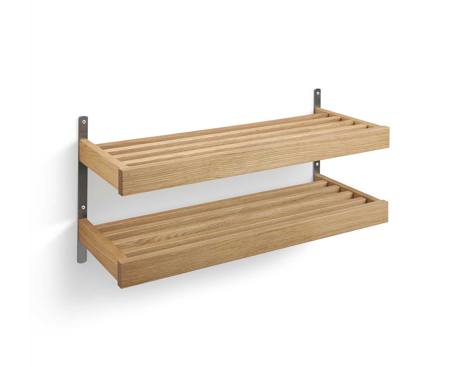 Oscarssons-Mobel-Nadja-Shoe-Shelf-2-80-Varnished-Oak