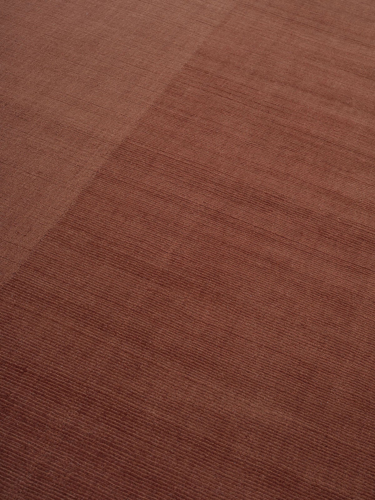 Linie-Design-Echo-Yano-Rug-Chestnut-Detail-1