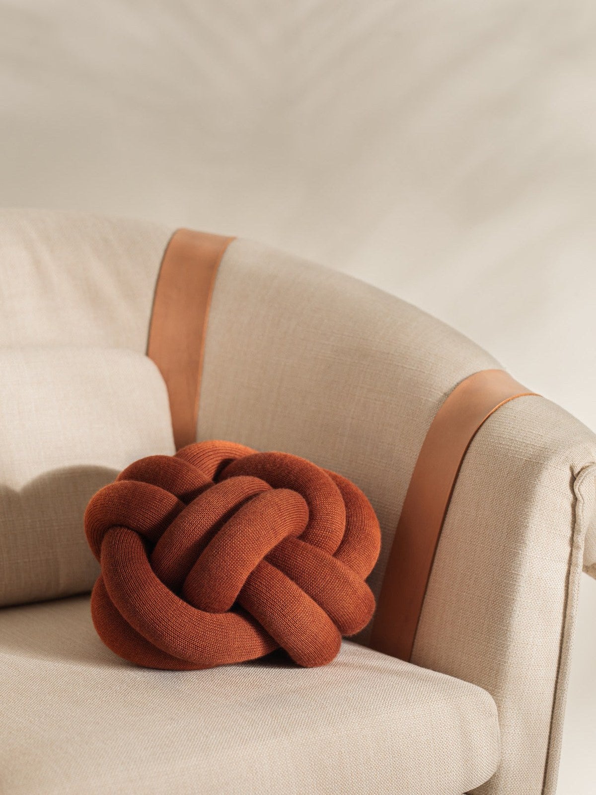 Design-House-Stockholm-KNOT-CUSH-2351-4400-2