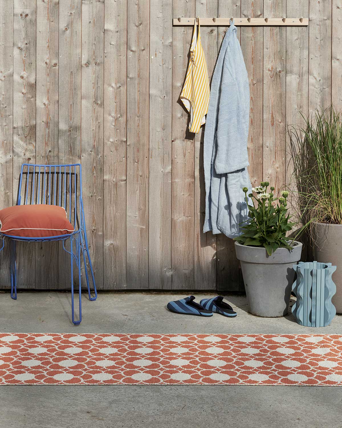 Pappelina-Anya-Runner-Pale-Orange-Lifestyle