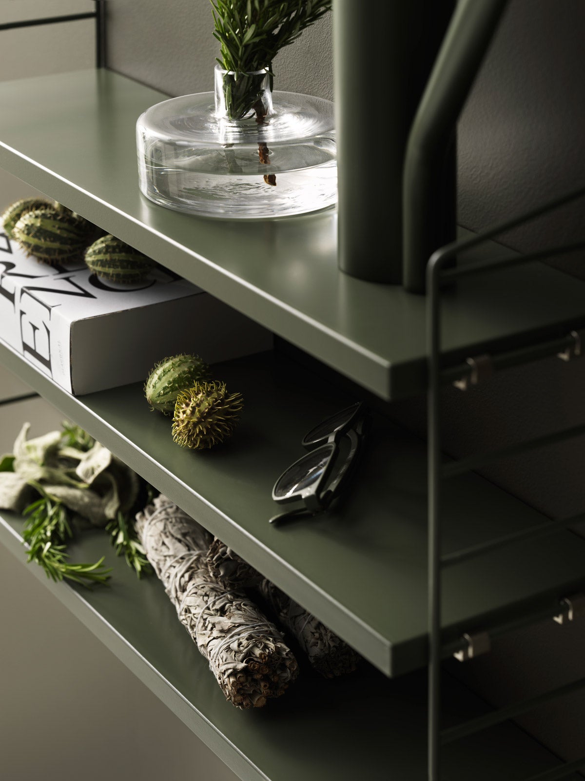 inspiration-string-pocket-sage-living-room-kitchen-5-portrait.jpg inspiration-string-pocket-sage-living-room-kitchen-5-portrait