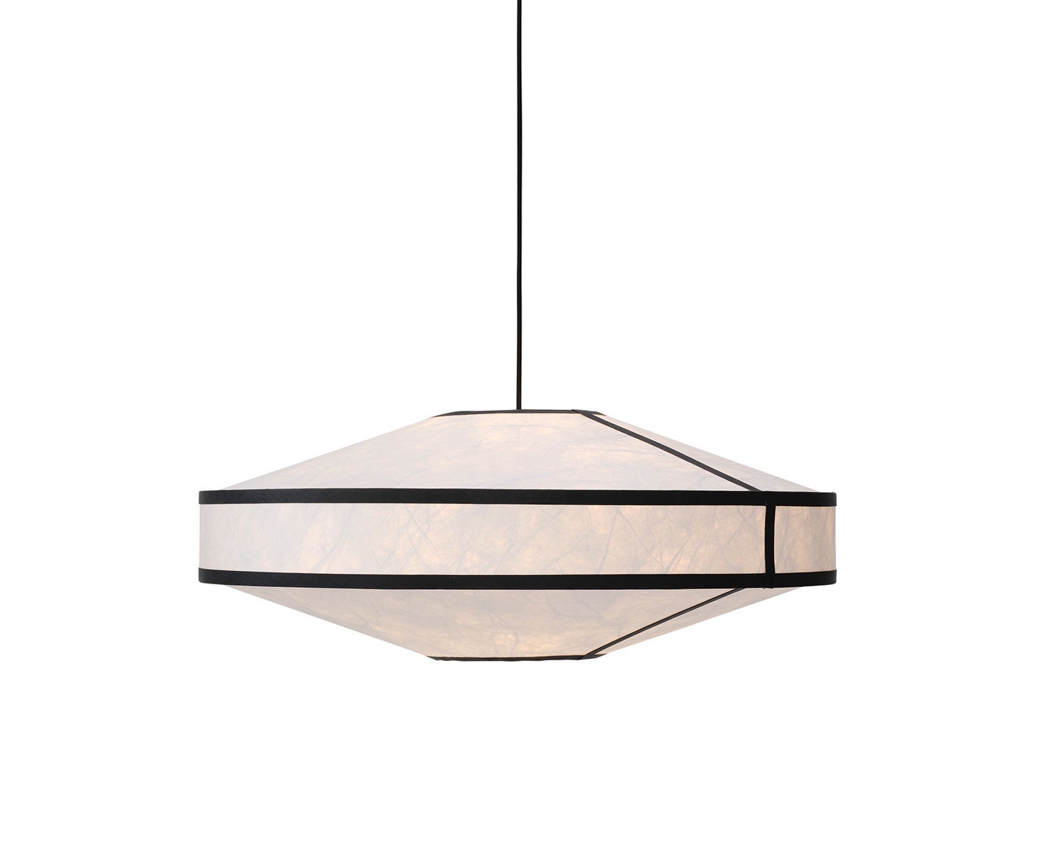 New-Works_Packshots_23130_Kite-Pendant_White-Black-Tyvek_75cm_On