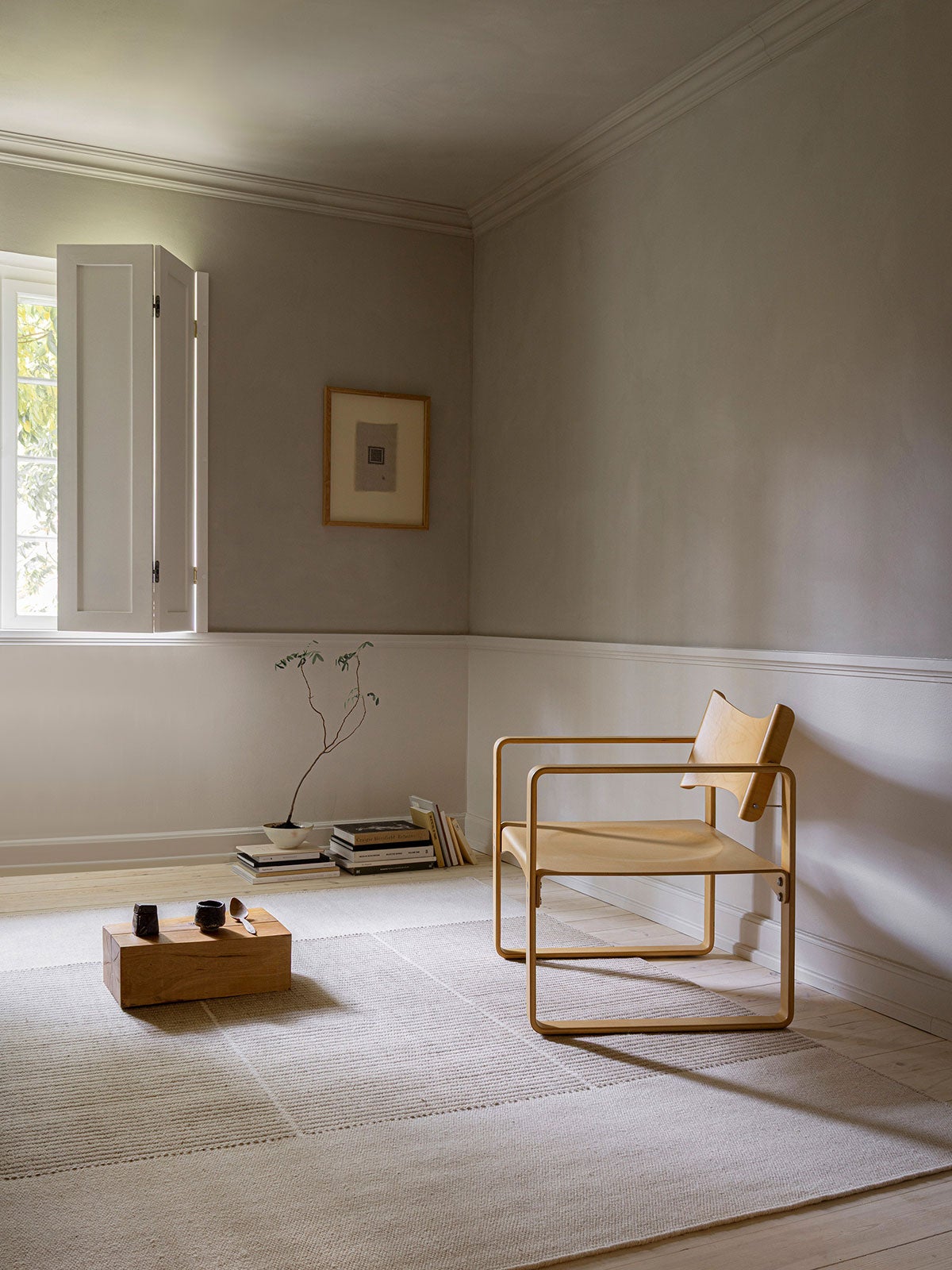 Linie-Design-Poetic-Grid-Beige-Lifestyle