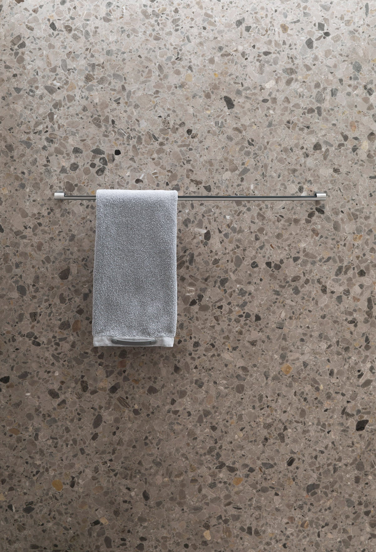 Vipp8_towelbar_lifestyle01_high