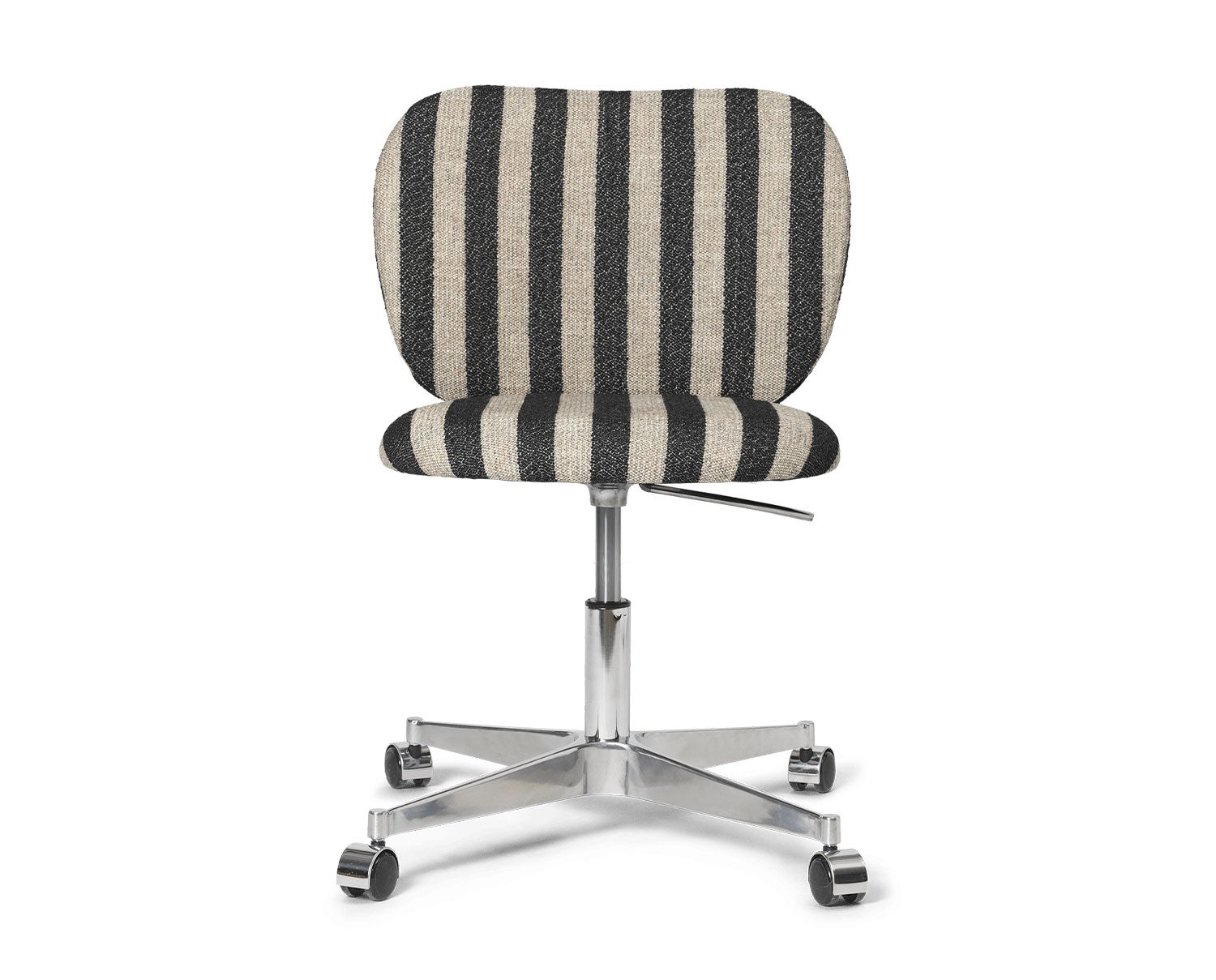 Ferm-Living-Rico-Chair-Castors-Louisiana-Sand-Black
