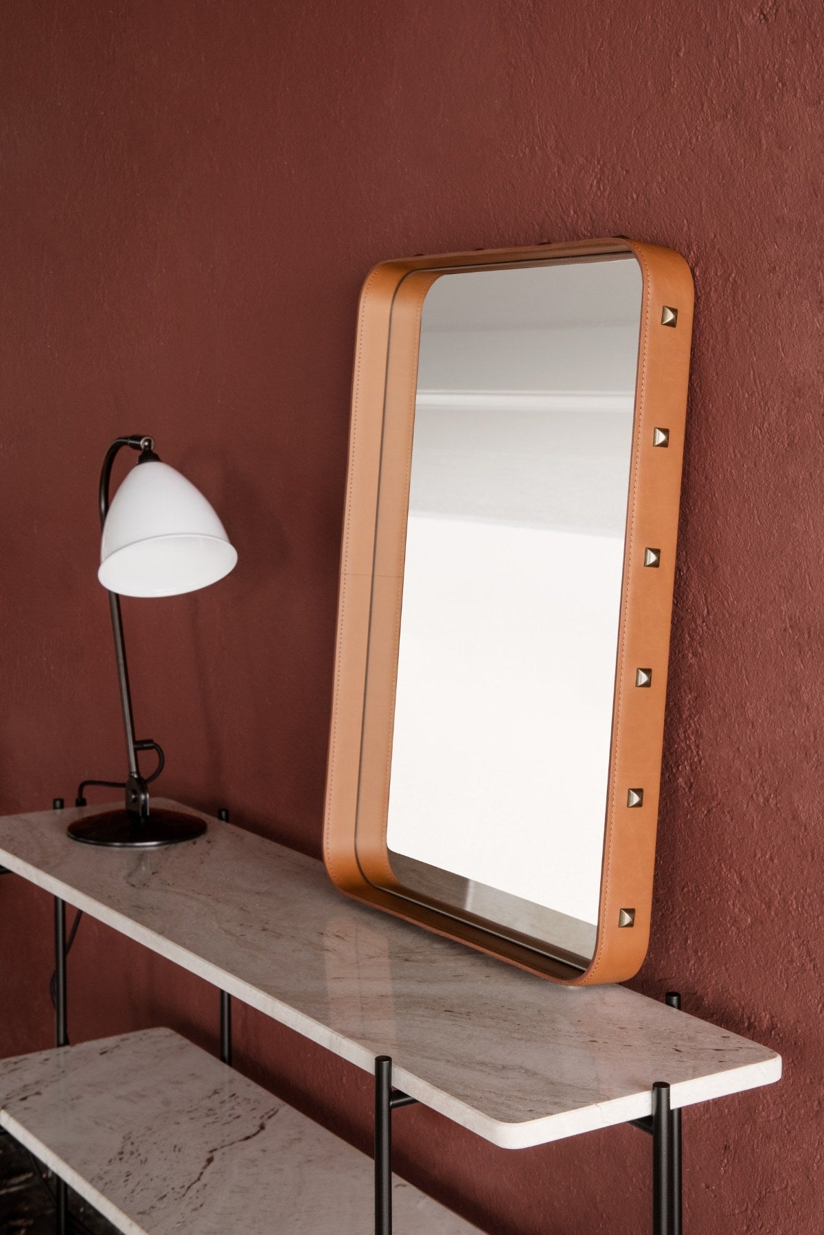 Gubi-Bestlite-BL2-Bordslampa-miljo-983570118475772