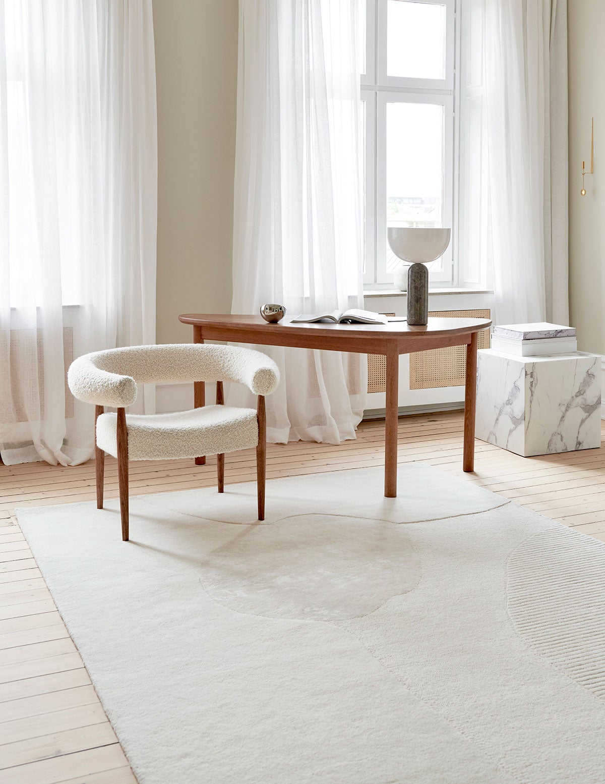 Classic-Collection-Topaz-Rug-Ivory-Lifestyle