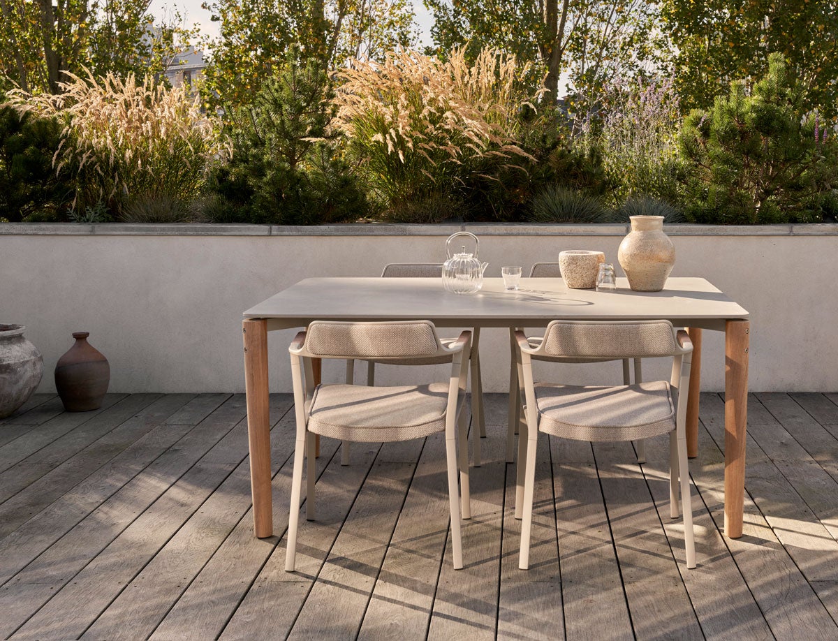 Vipp-718-Open-Air-Outdoor-Matbord-Miljo