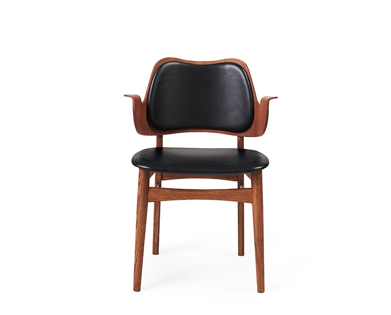 gesture-teakbets-black-leather-warm-nordic