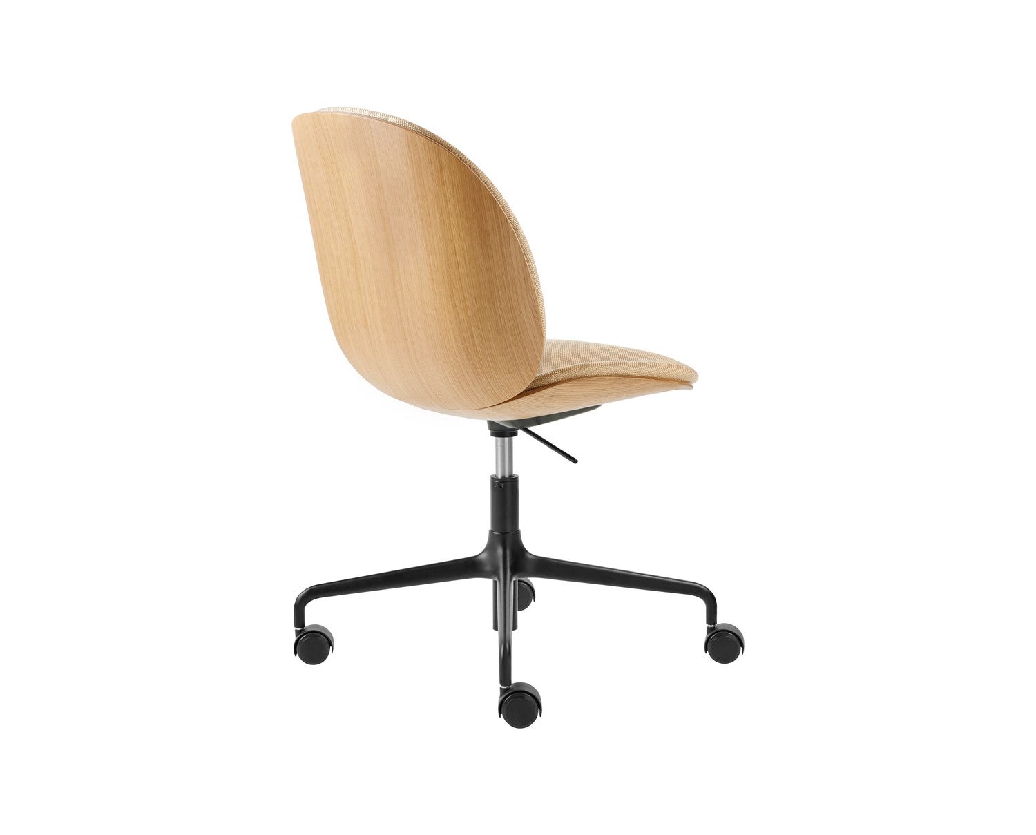 Gubi-Beetle-Meeting-Chair-VEN-HA4C-2