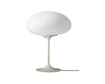 Gubi-Stemlite-Table-Lamp-H42-EU-10149880-1