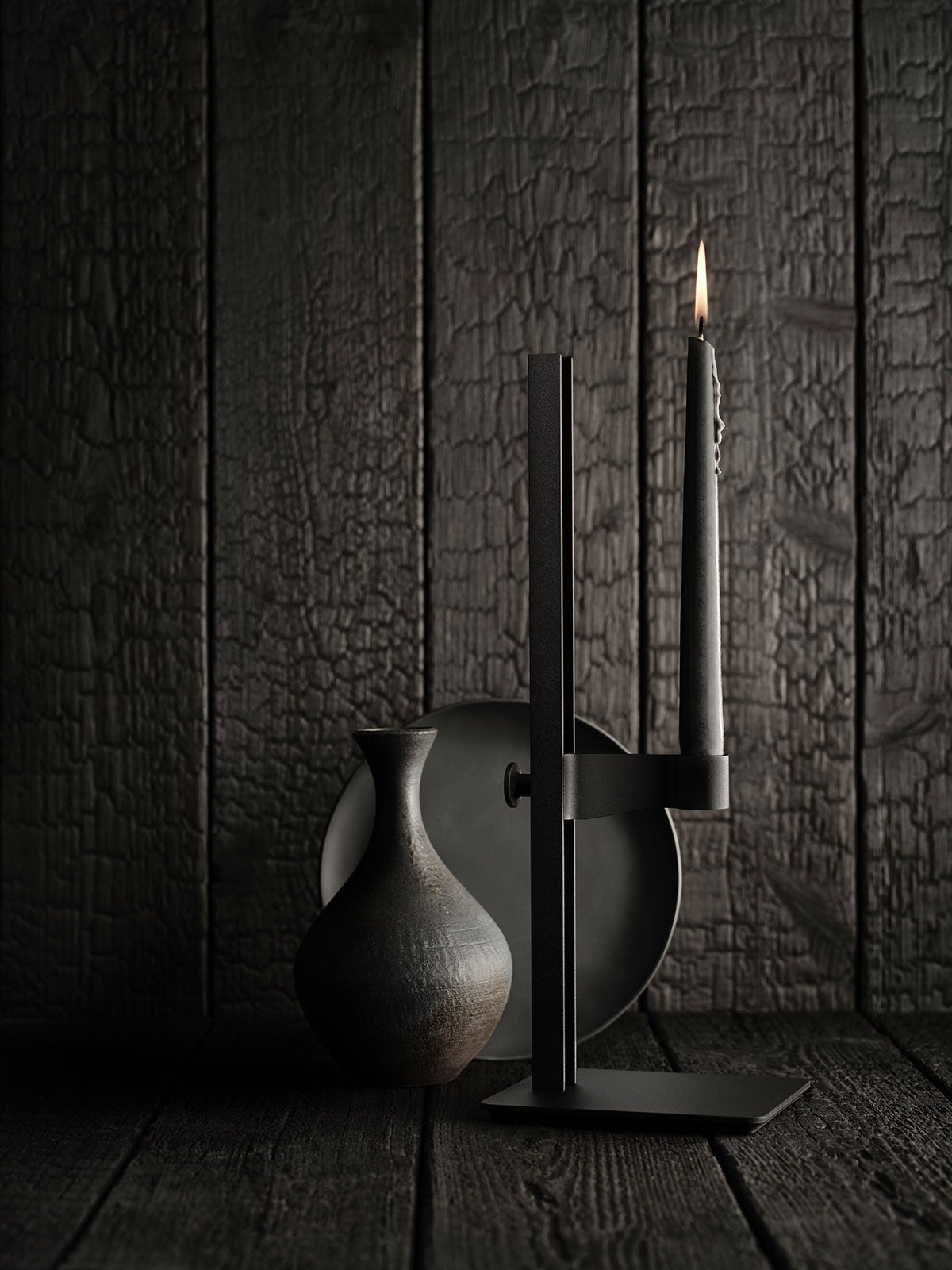 String-Museum-Ljusstake-Svart-Miljo