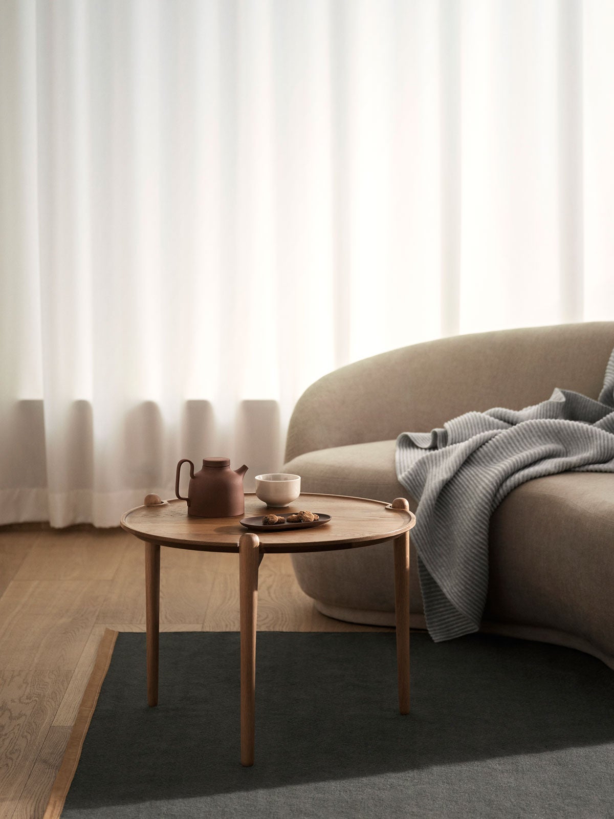 Aria-Soffbord-Ek-D60-Miljo