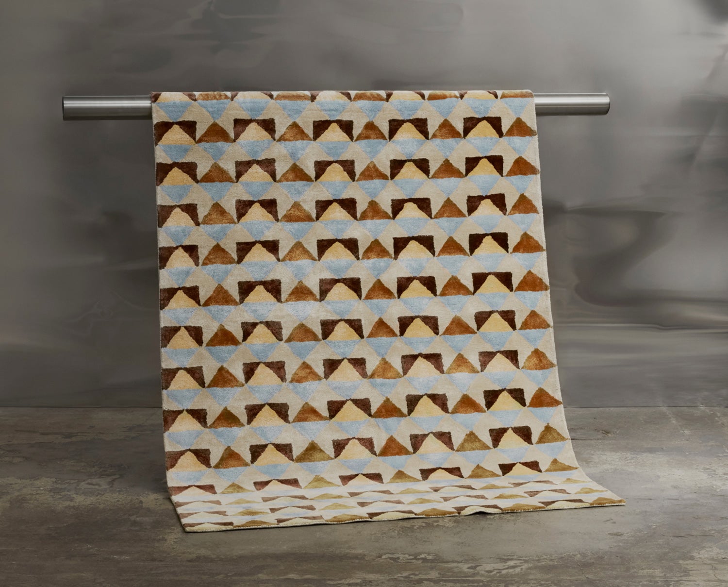 Mellin_Rug_hang