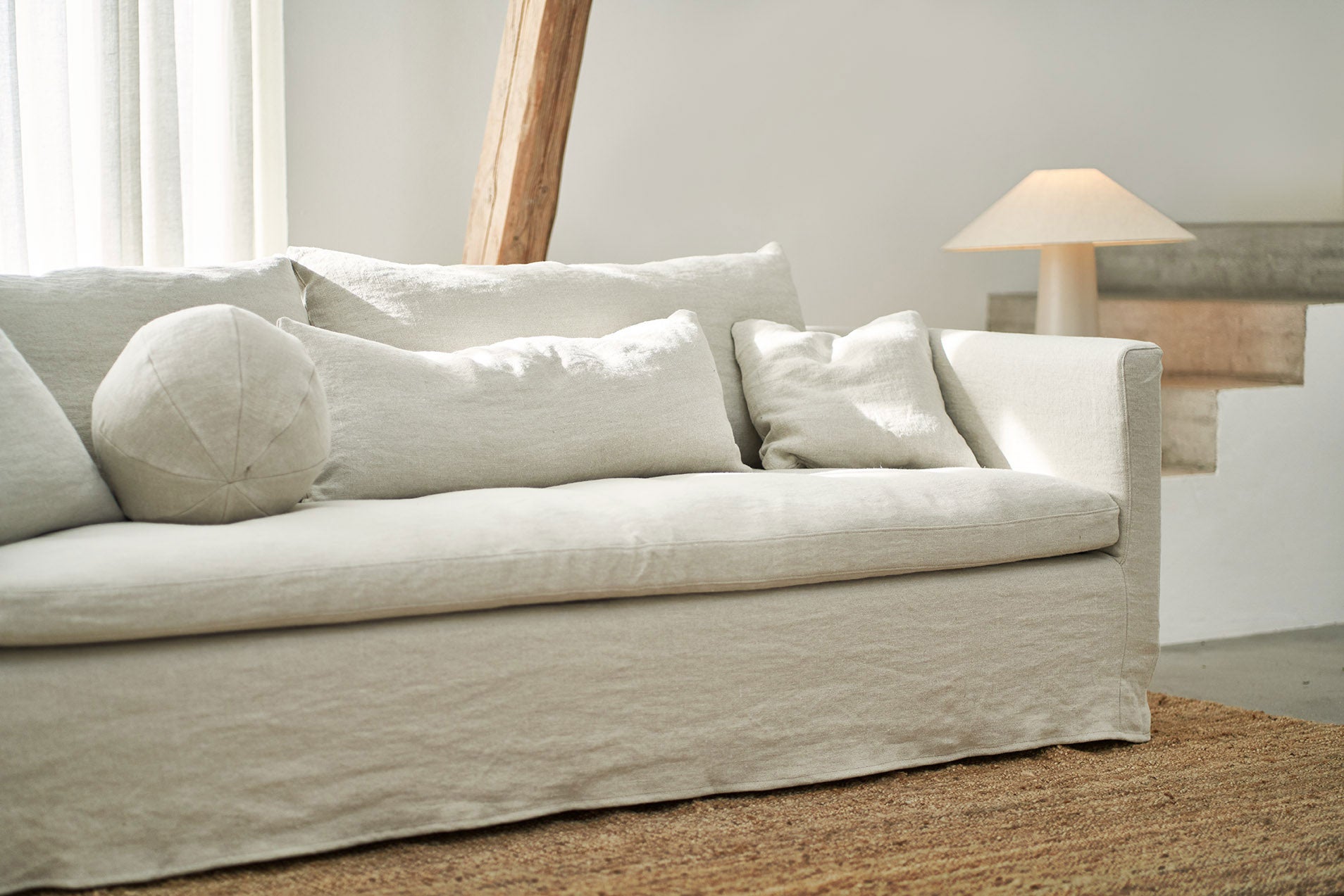 Guide-Remove-stains-from-sofa-Tibergs.jpg