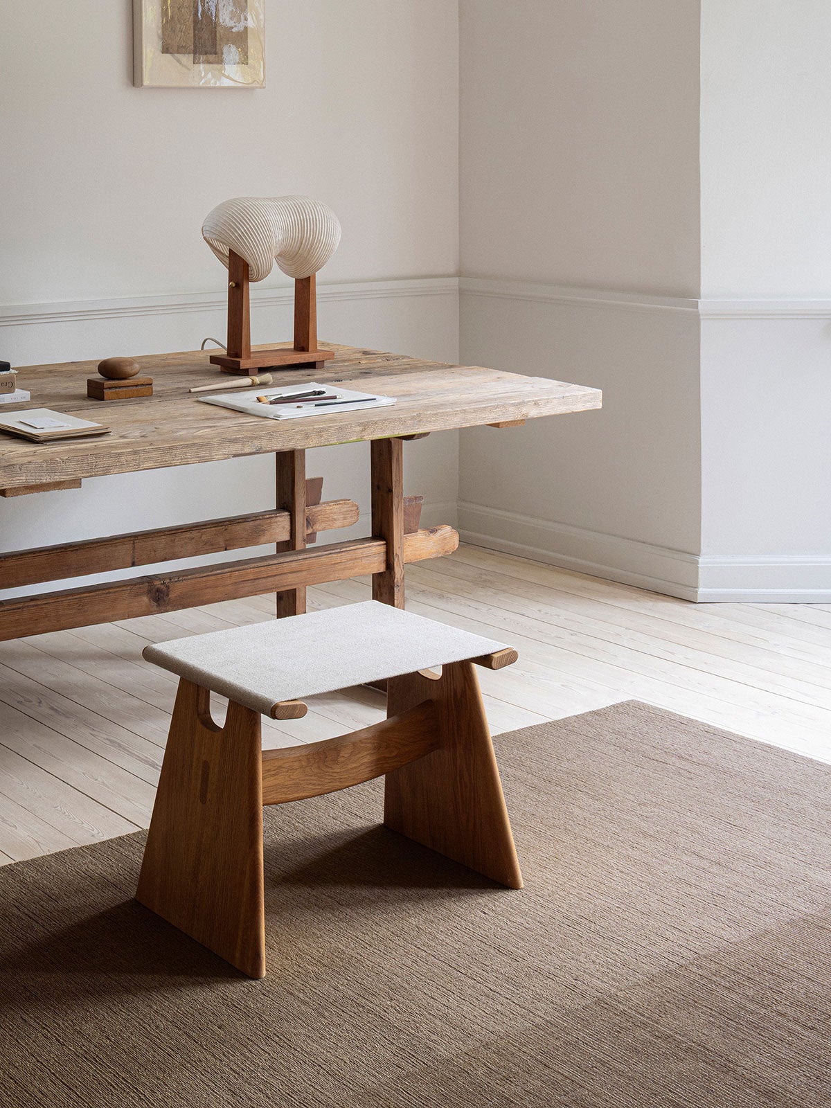 Linie-Design-Echo-Yano-Rug-Olive-Brown-Lifestyle