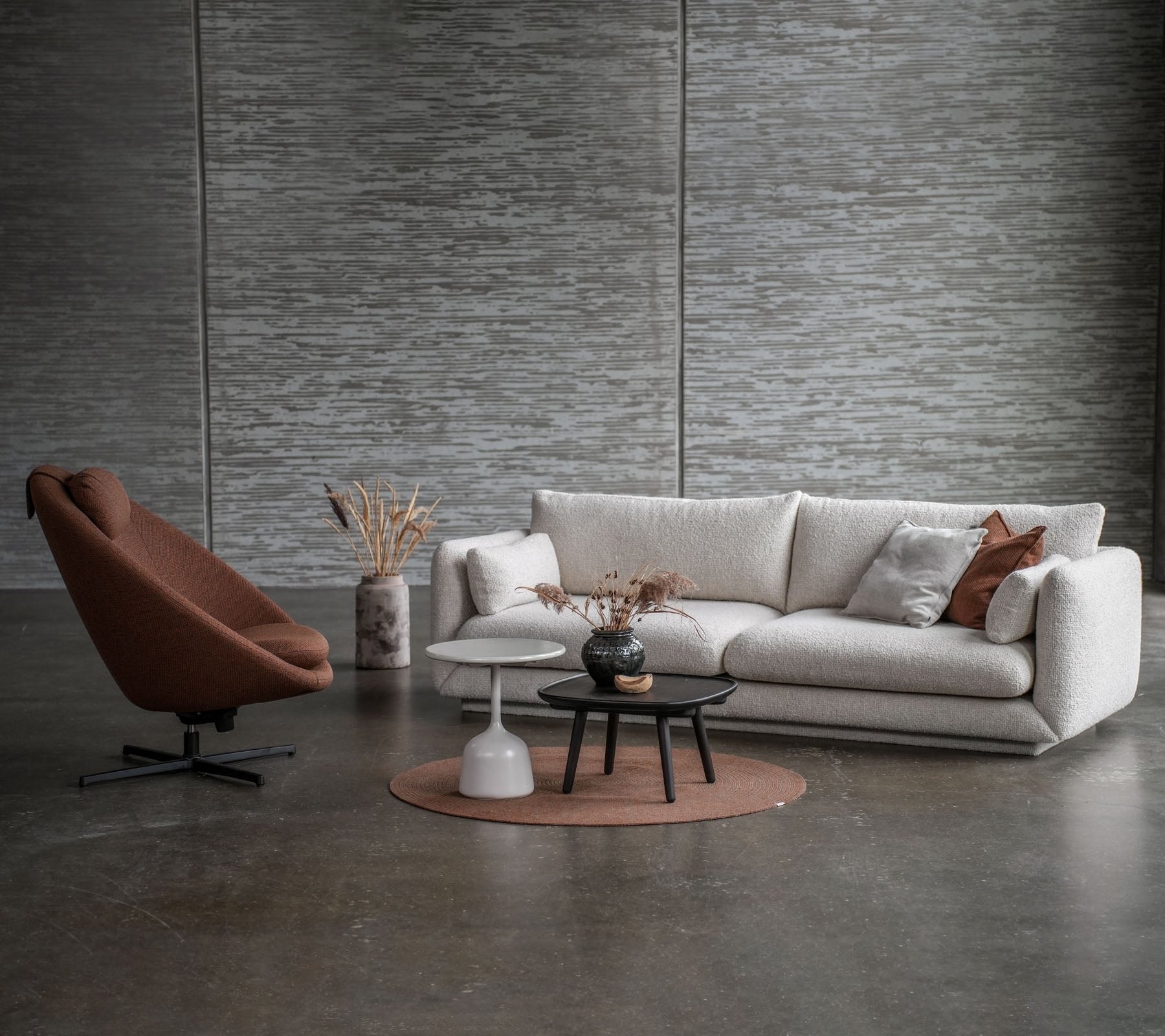 Cane-line-miljo-Bloom_teak_legs_pace_chair_glaze_pace_table_5938