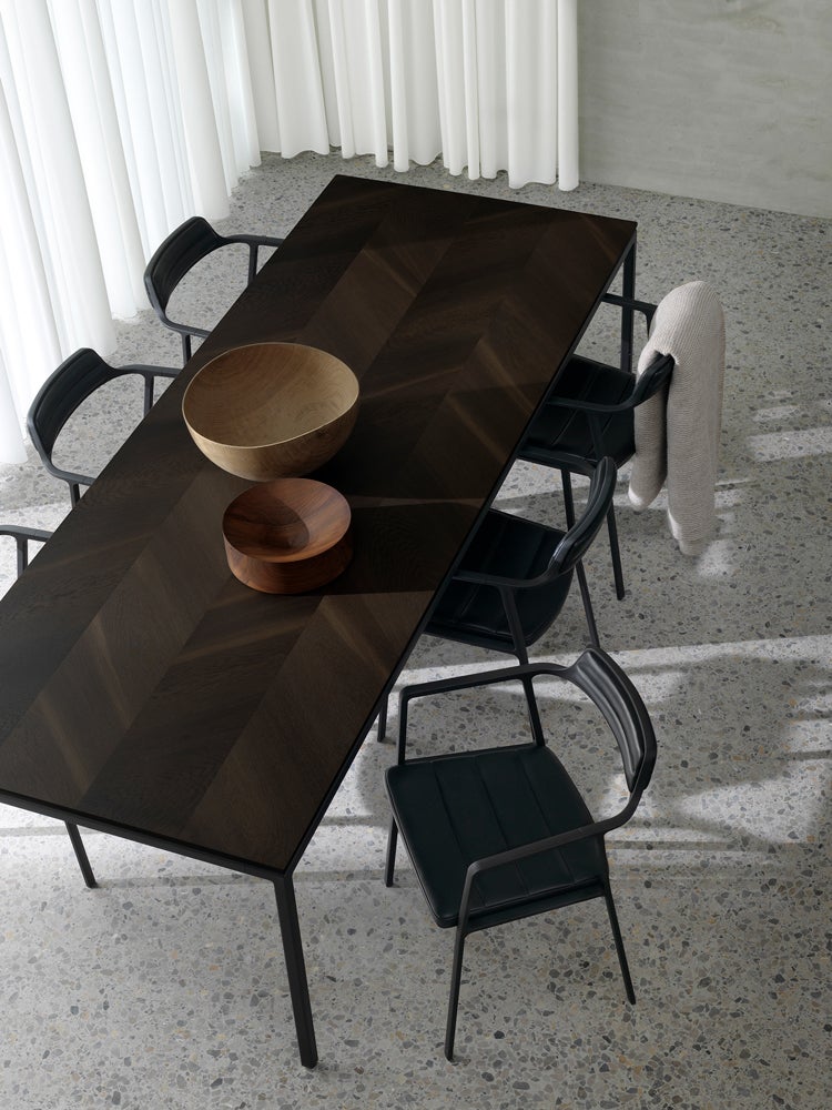 vipp-451-chair-01-low