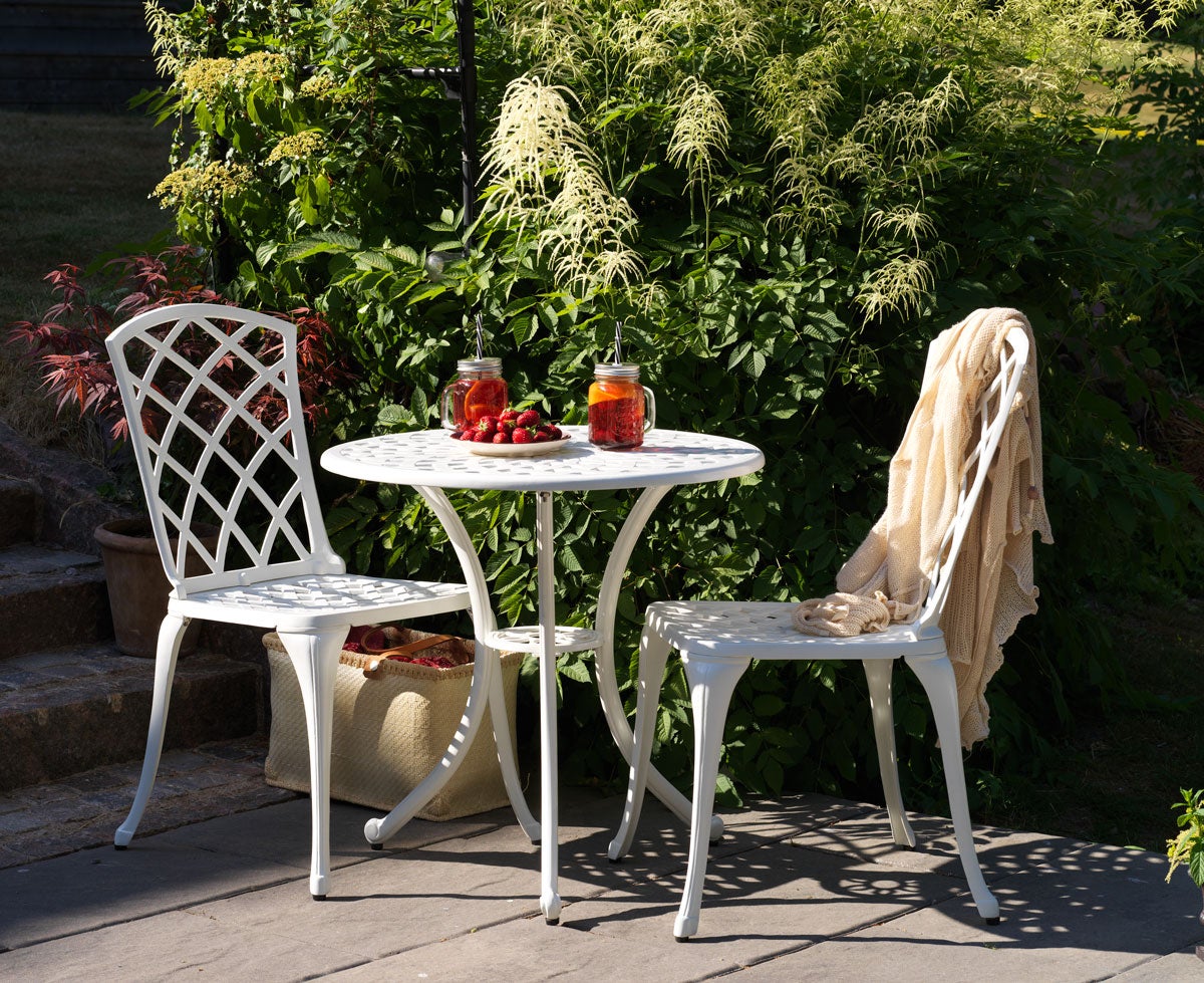 Arras-Cafebord-Vit-Miljo