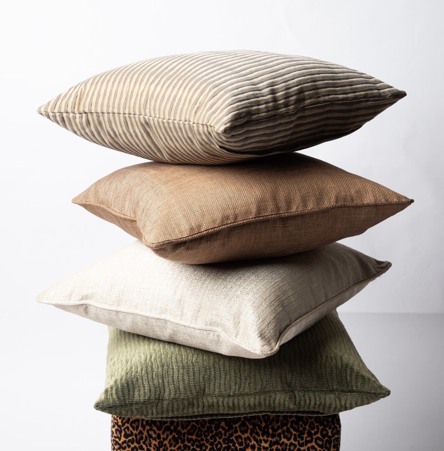 Tinted-Bennet-Cushion-Copper-3