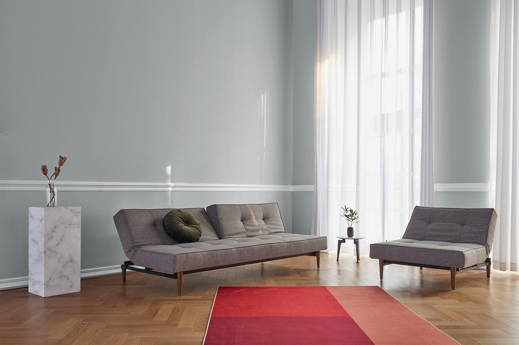 Splitback-Styletto-Chair-Dark-Wood-521-e2-web.jpg