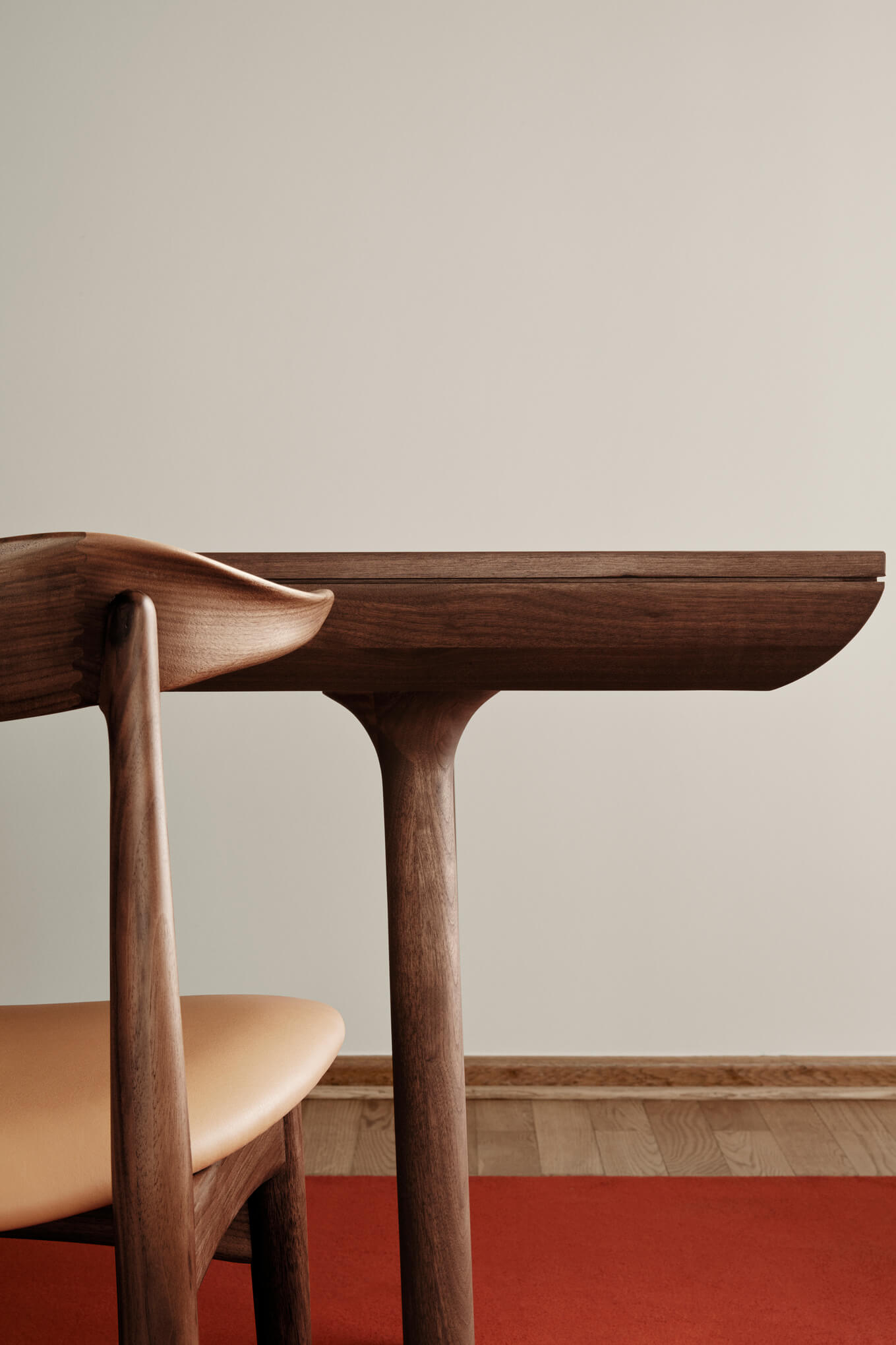 warmnordic-cowhorn-runa-dining-01