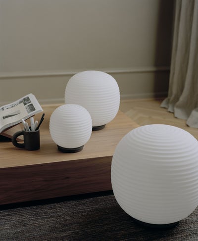 New-Works_Lantern-Globe-table-Lamp_Small_Medium_Lantern-Globe-Floor-Lamp_Large.jpg New-Works_Lantern-Globe-table-Lamp_Small_Medium_Lantern-Globe-Floor-Lamp_Large